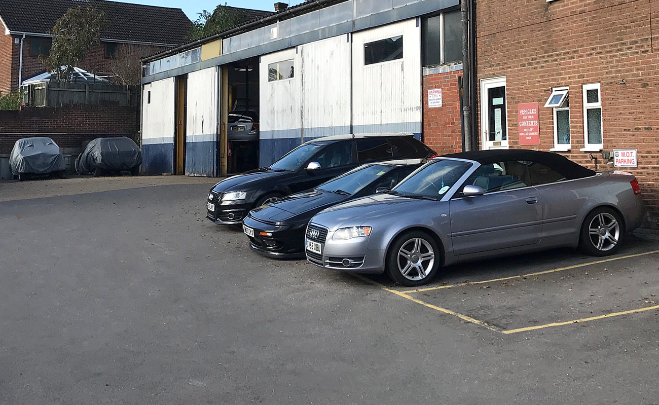 Contact Taylors Garage Droxford Experienced Mechanics, Maintenance